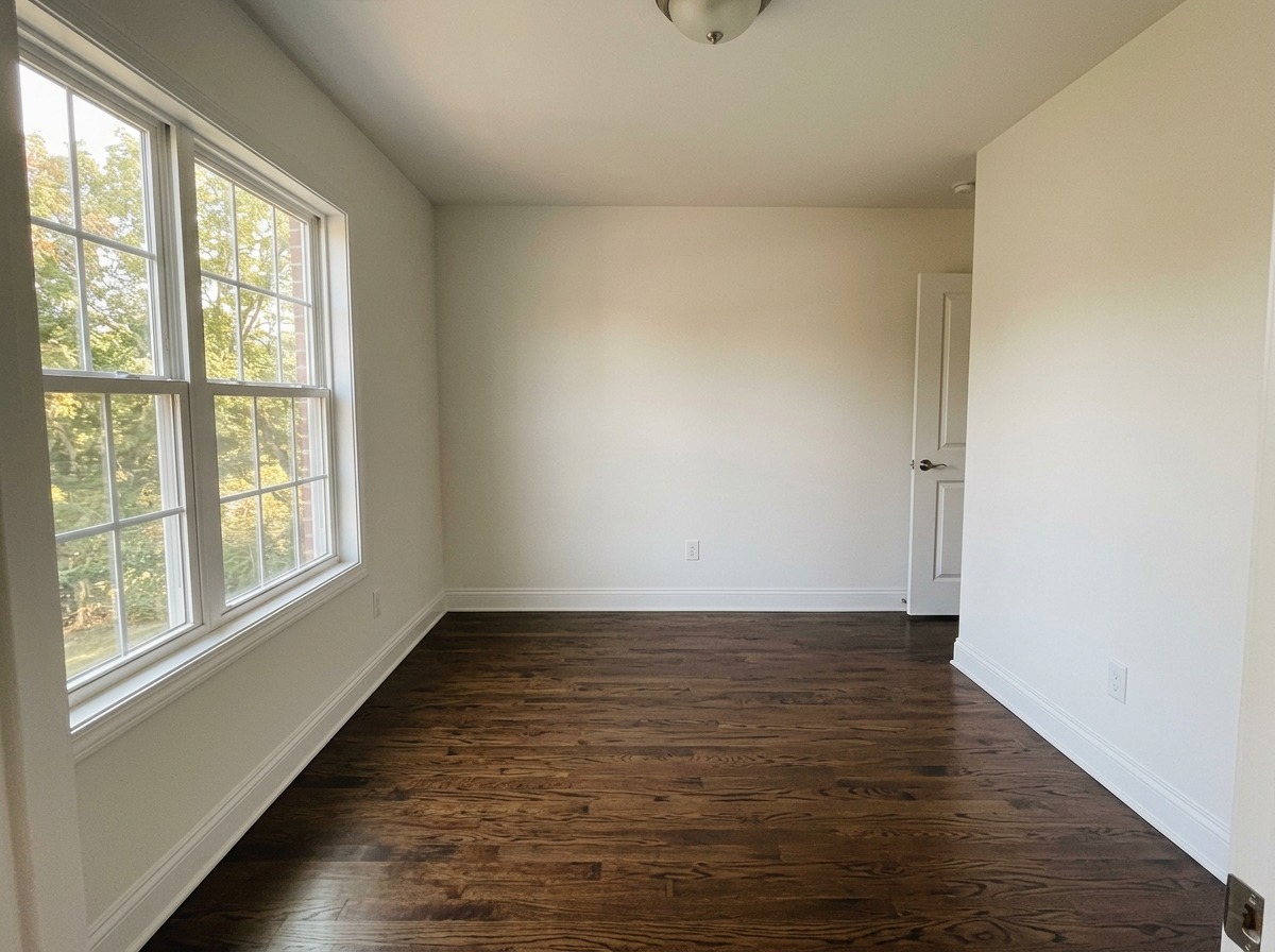 Empty bedroom, before staging